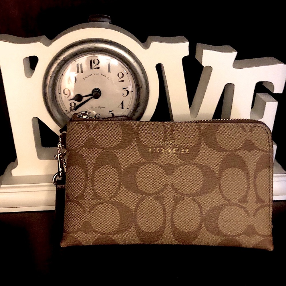 Coach Wristlet Wallet